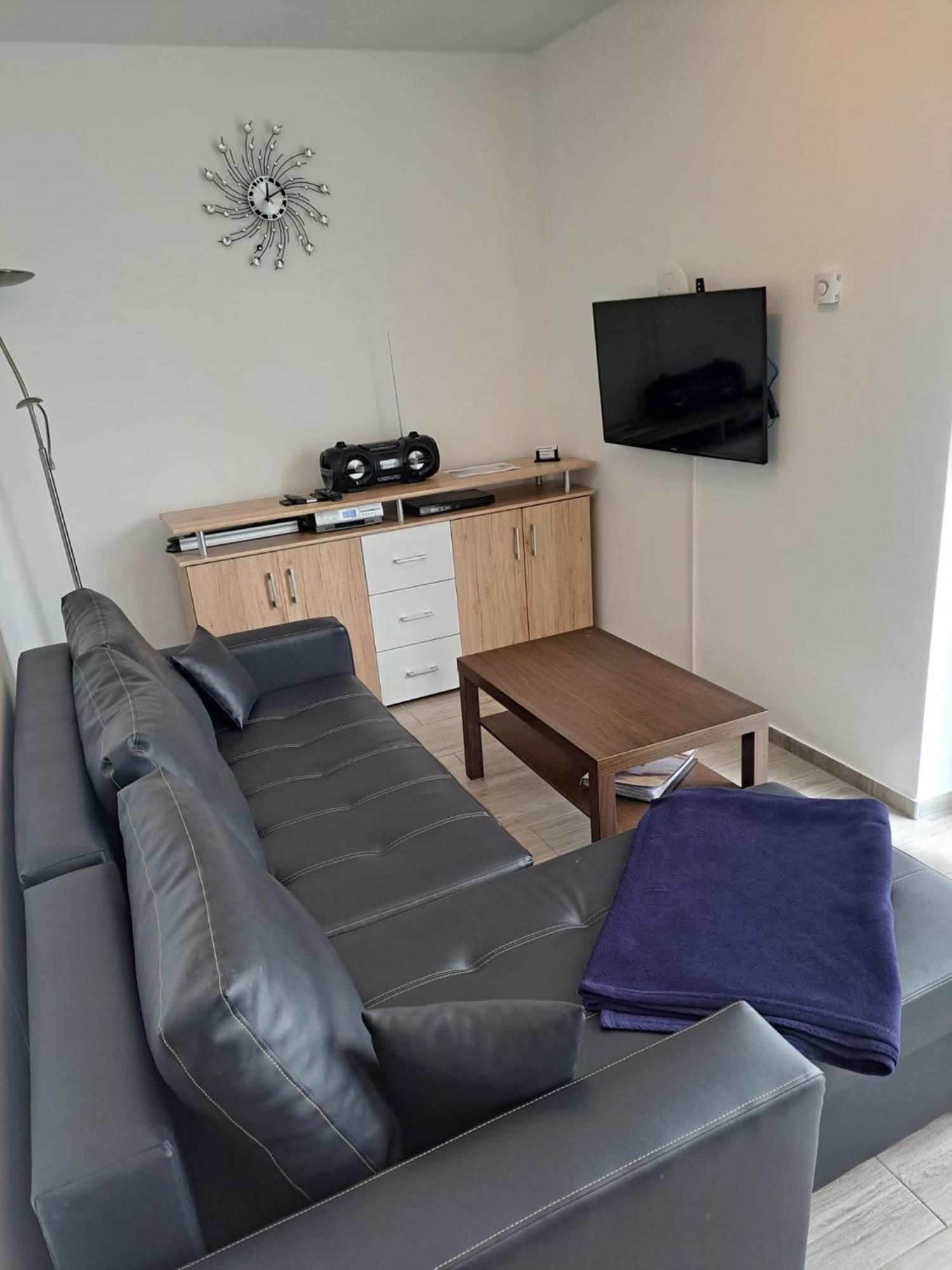Ferienwohnung Mueller Zirkow Bagian luar foto